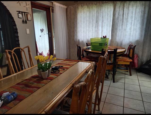 3 BEDROOM FREEHOLD FOR SALE IN SHELLY BEACH